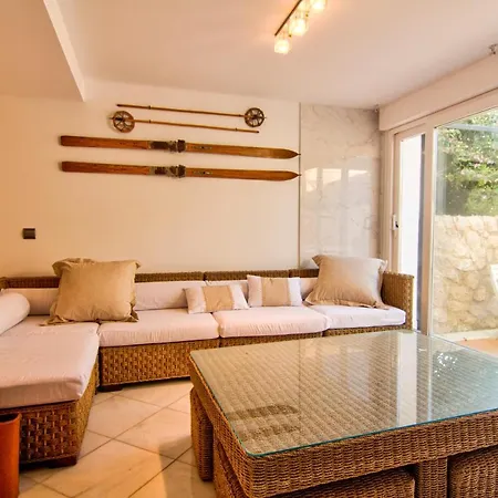 Apartment Altair 11 *